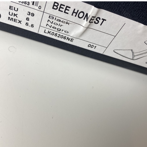 Kenneth Cole bee honest sporty pumps - Picture 7 of 7